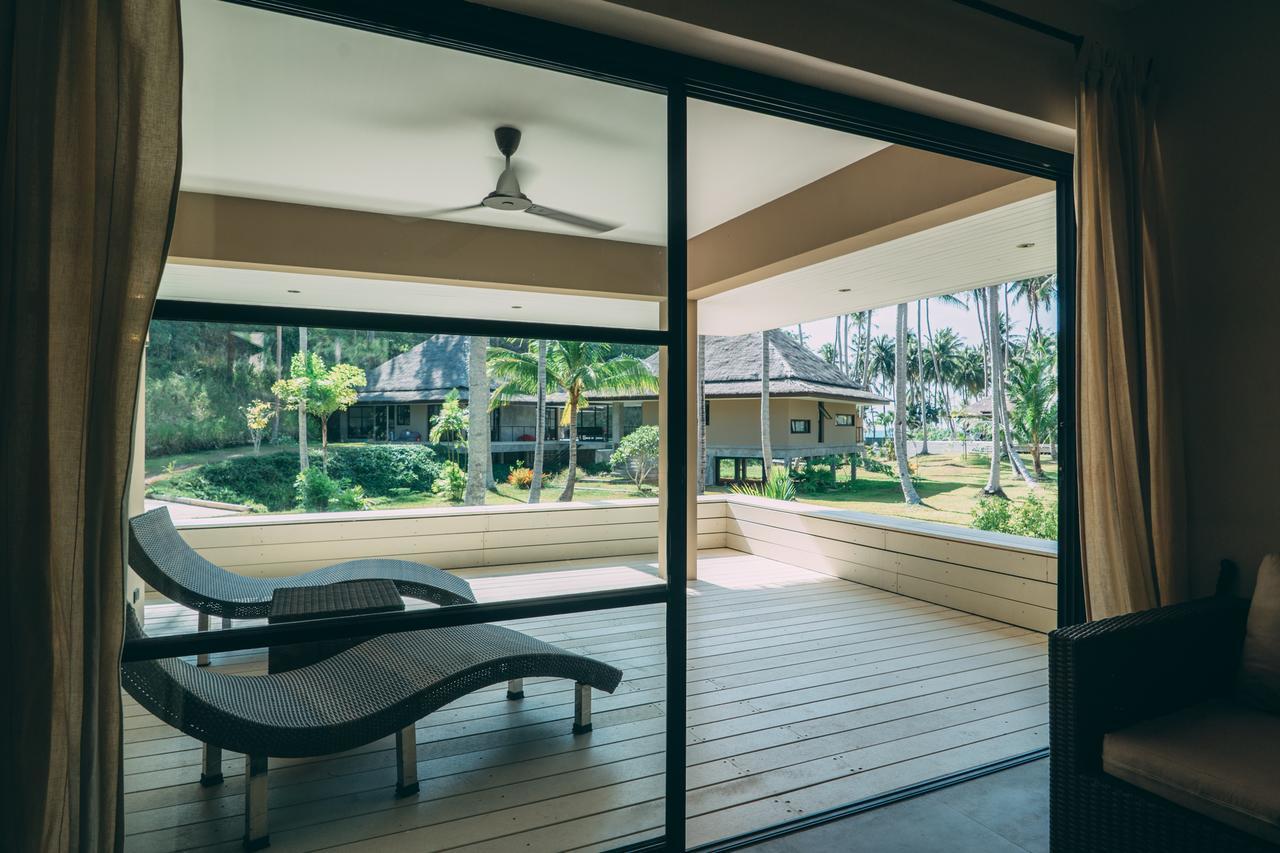 Le Motu Hotel Taling Ngam  Exterior photo